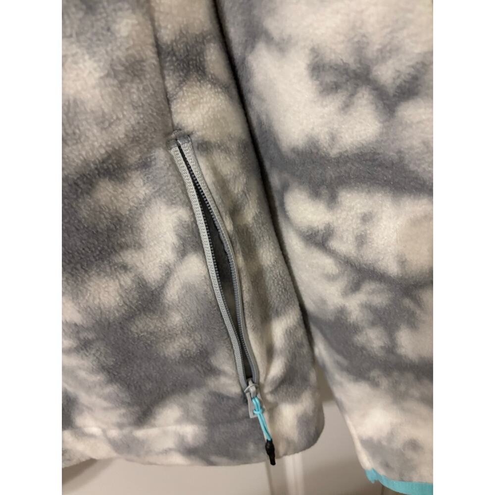 NWOT Chubbies Sz medium gray and white tie dye quarter zip fleece